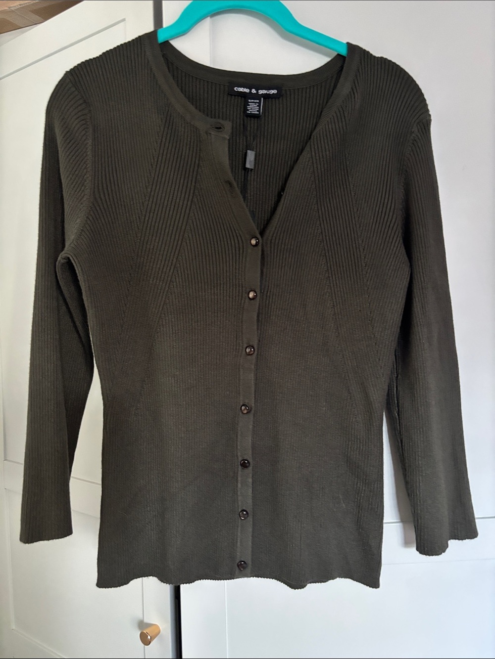 NWT Cable & Gauge Dark Olive Ribbed Button-Front Cardigan
